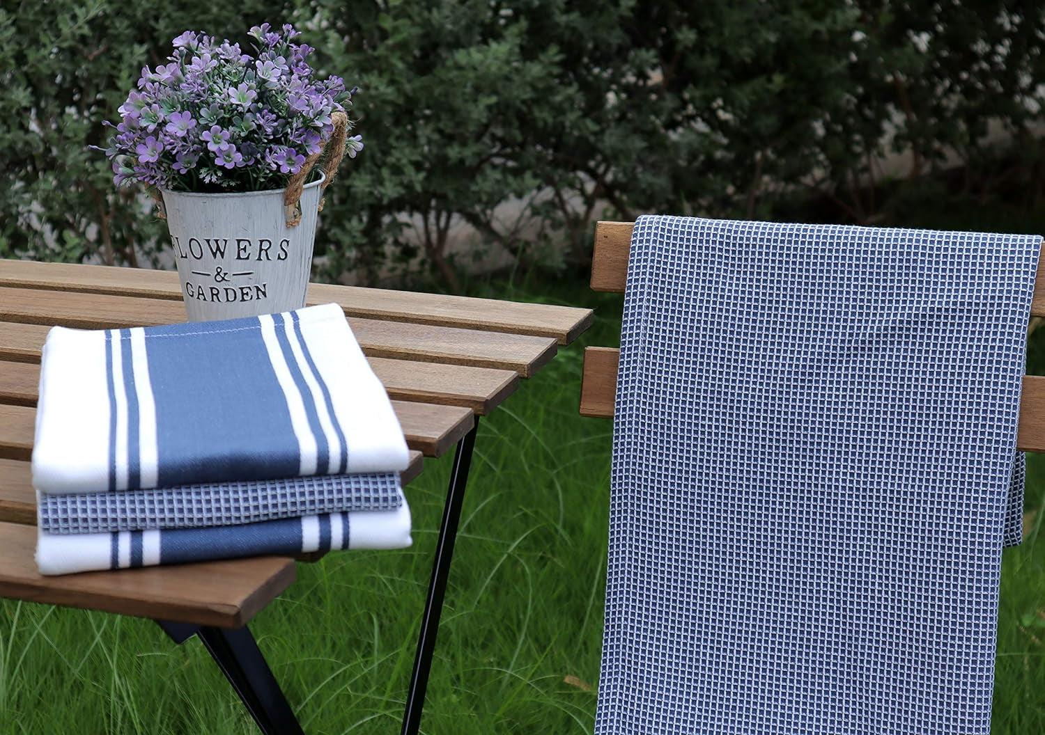 AMOUR INFINI Cotton Kitchen Towels - Set of 4 Highly Absorbent, Ultra Soft Waffle Weave Tea Towel with Hanging Loop - 20X28 Inch Quick Drying Dish Cloths for Cleaning (Blue)